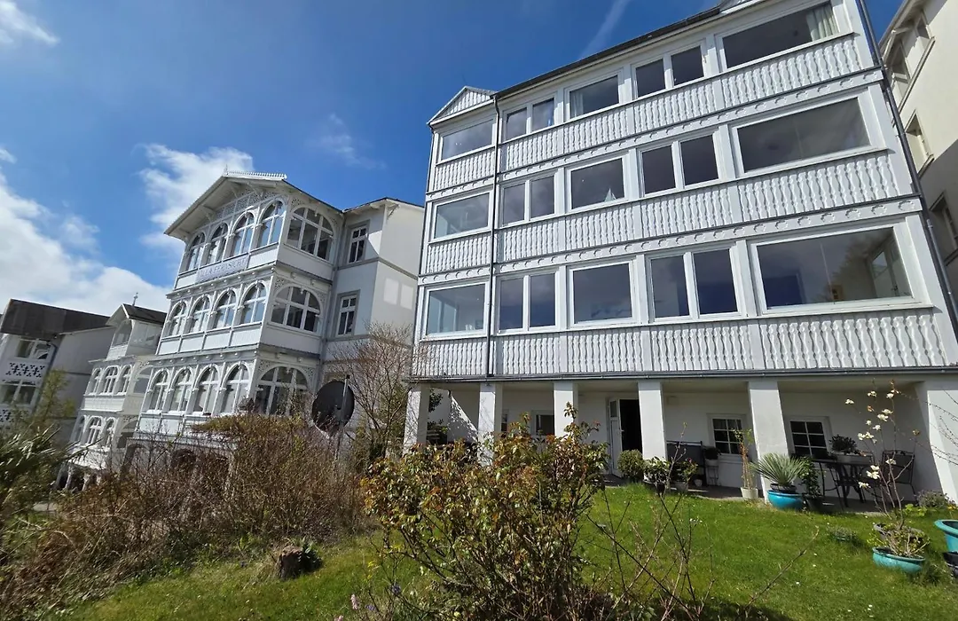 Villa Johanna mit herrlichem Seeblick-1